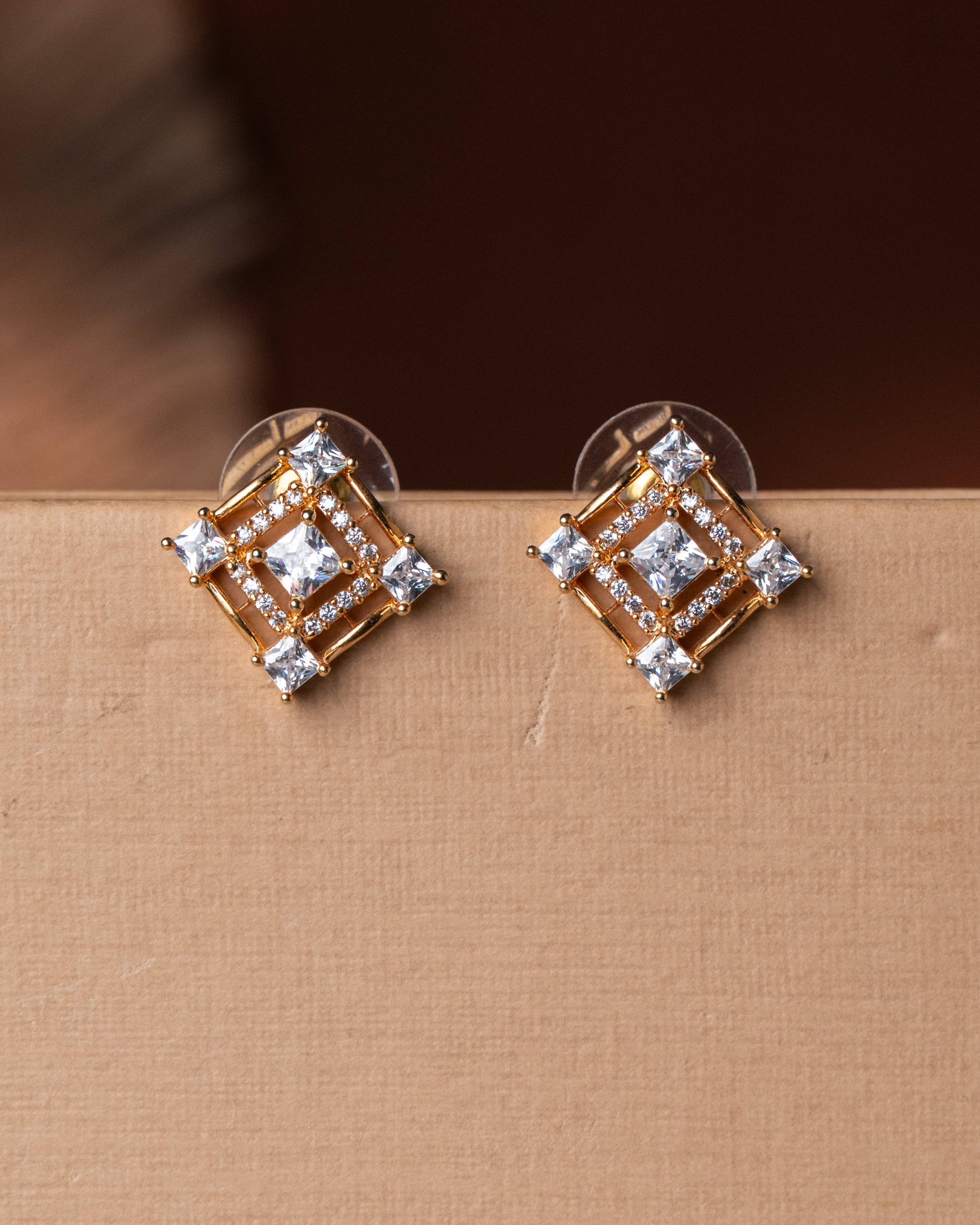 Gold-Toned Zigzag Link Statement AD Necklace Set