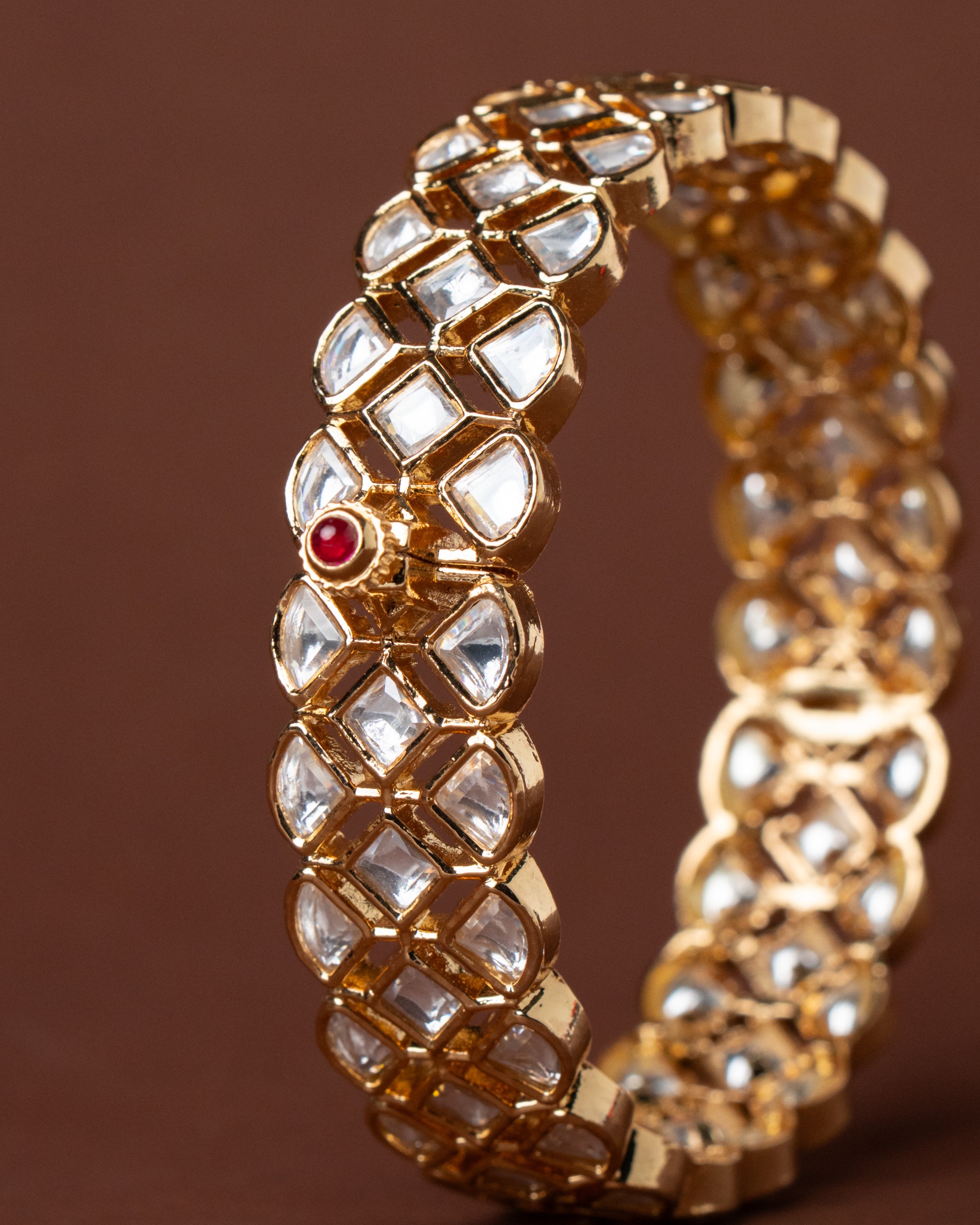 Kundan Elegance Bangle